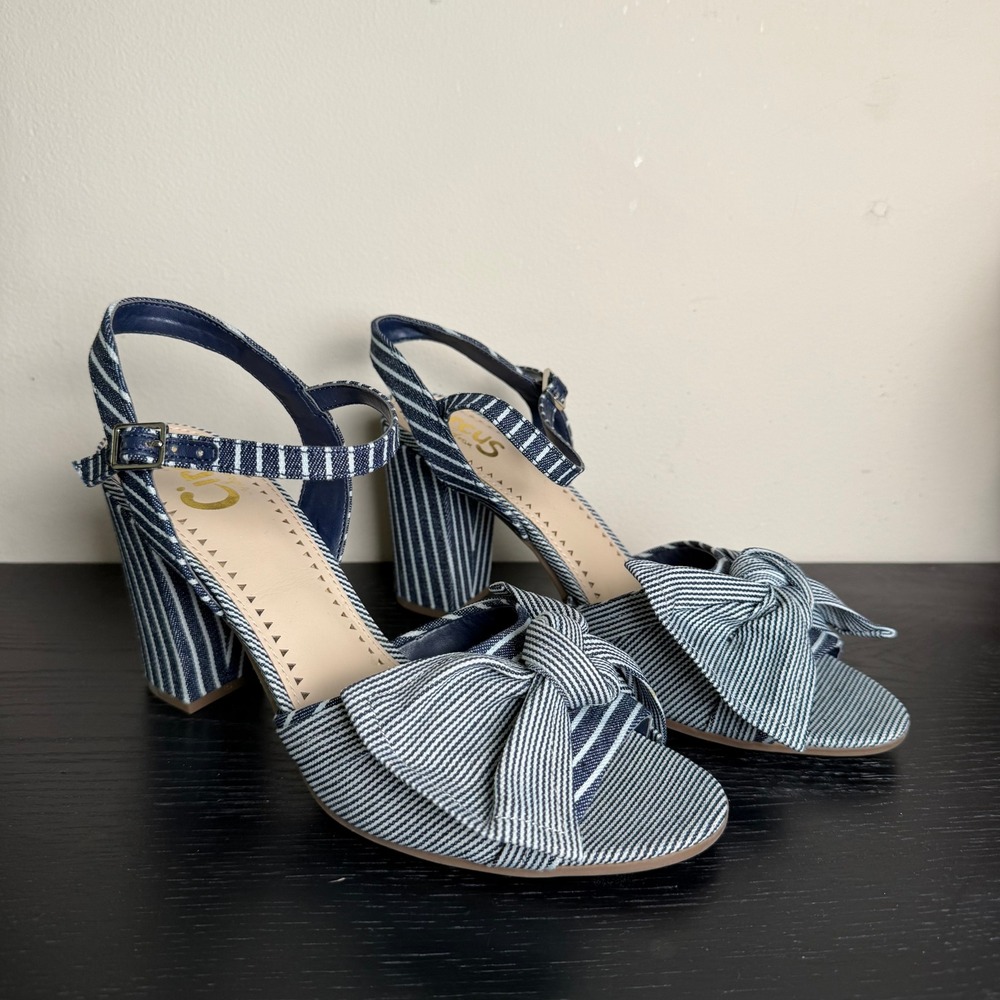 NWOT Circus by Sam Edelman Striped Bow Block Heel Sandals Navy White Womens Sz 9
